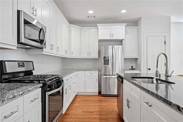 4651 Dahlia Drive, Pine Lake, GA 30072