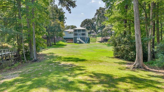 287 Santee Drive, Santee, SC 29142