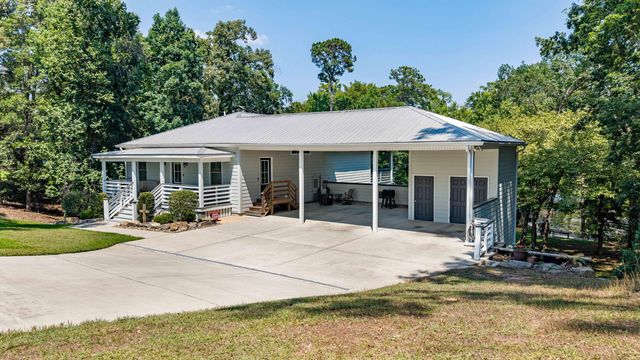 287 Santee Drive, Santee, SC 29142