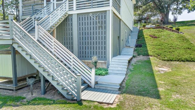 287 Santee Drive, Santee, SC 29142