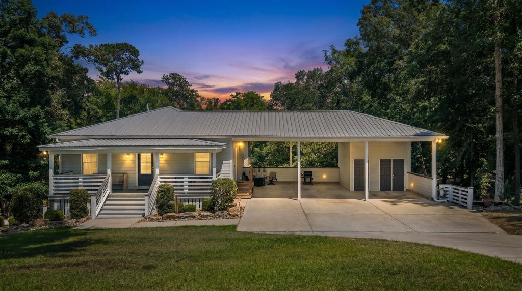 287 Santee Drive, Santee, SC 29142