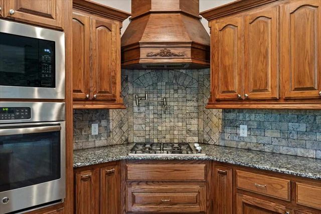 1212 NE Baybrook, Elgin, OK 73538