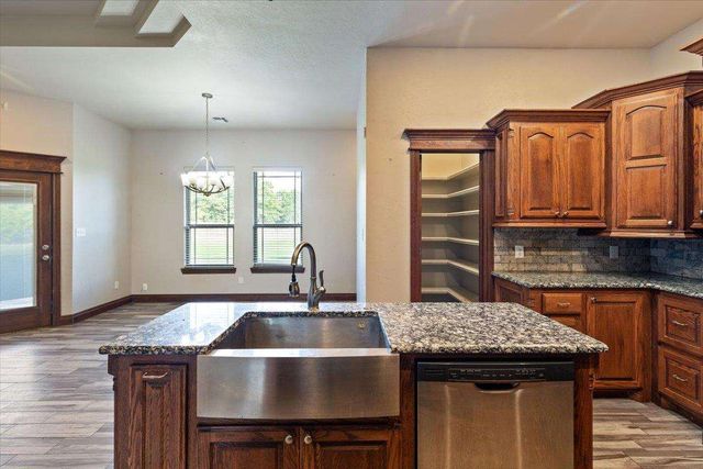 1212 NE Baybrook, Elgin, OK 73538