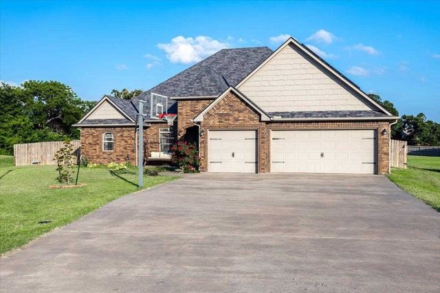 1212 NE Baybrook, Elgin, OK 73538