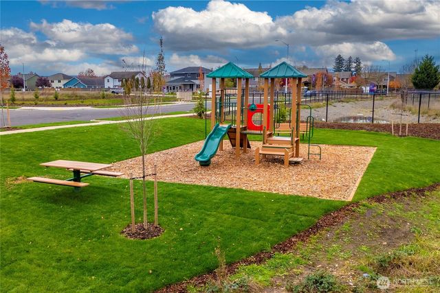 127 Willowbrook Drive, Chehalis, WA 98532