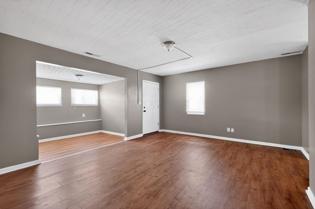 1920 Marsdale Avenue, Columbus, OH 43223