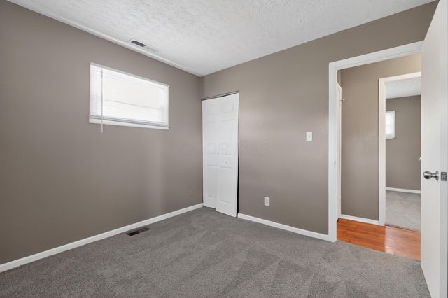 1920 Marsdale Avenue, Columbus, OH 43223