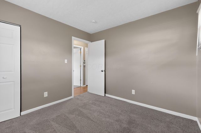 1920 Marsdale Avenue, Columbus, OH 43223