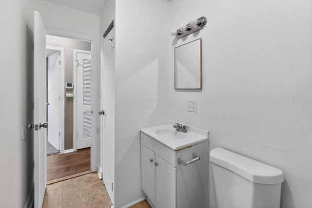 1920 Marsdale Avenue, Columbus, OH 43223