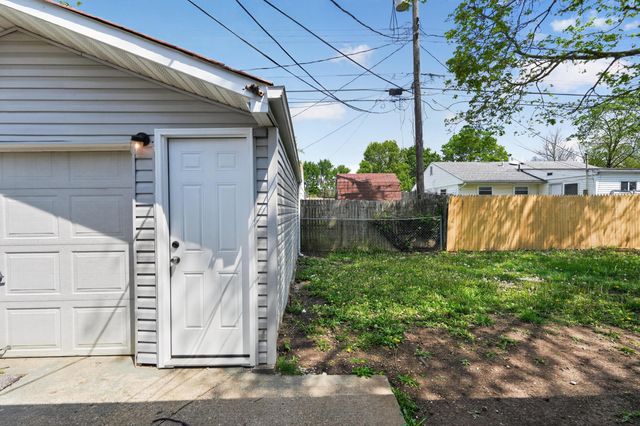 1920 Marsdale Avenue, Columbus, OH 43223