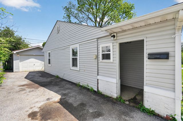 1920 Marsdale Avenue, Columbus, OH 43223