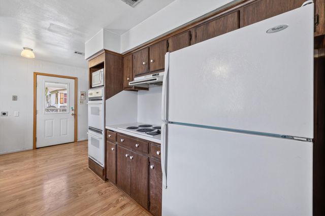 607 Walker Avenue, Cleveland, TX 77327
