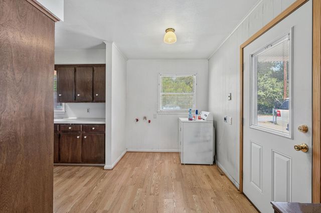 607 Walker Avenue, Cleveland, TX 77327
