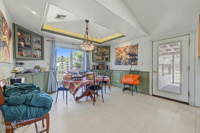 4948 N La Canada Drive, Tucson, AZ 85704