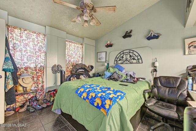 4948 N La Canada Drive, Tucson, AZ 85704