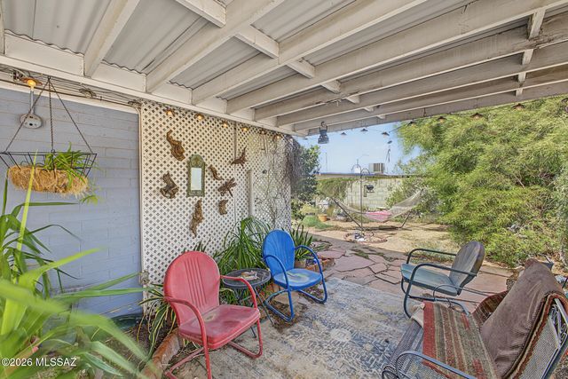 4948 N La Canada Drive, Tucson, AZ 85704
