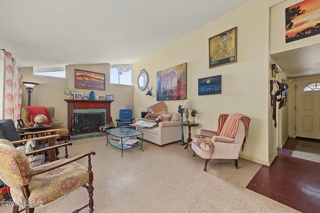 4948 N La Canada Drive, Tucson, AZ 85704