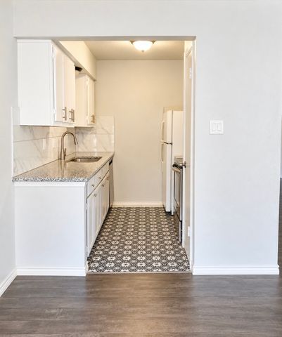 8067 Meadow Road 114, Dallas, TX 75231