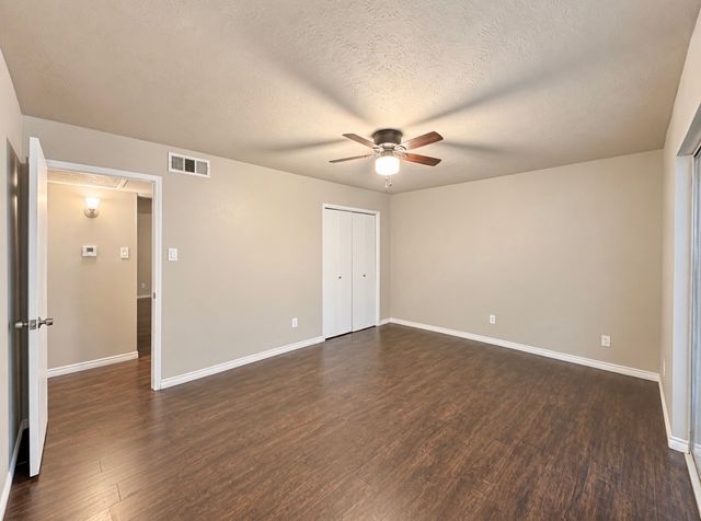 8067 Meadow Road 114, Dallas, TX 75231