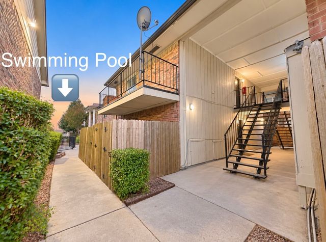 8067 Meadow Road 114, Dallas, TX 75231