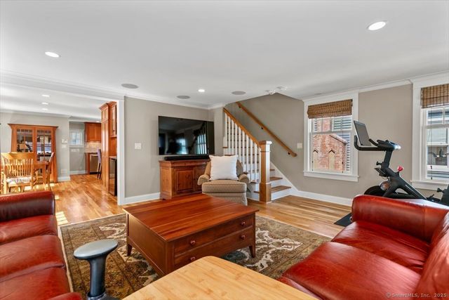 10 Point Beach Drive, Milford, CT 06460