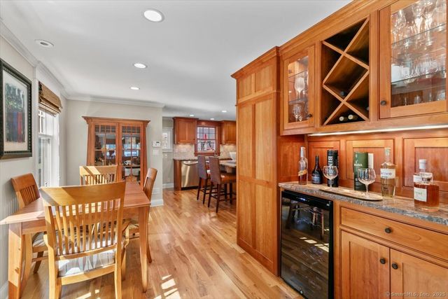 10 Point Beach Drive, Milford, CT 06460