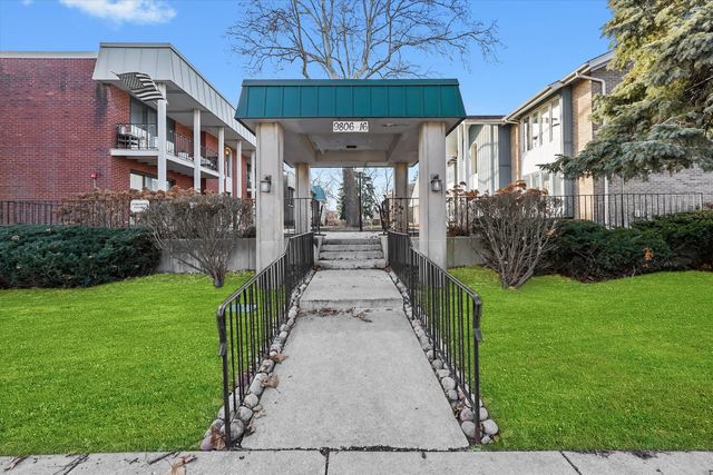 9812 S Karlov Avenue 4D, Oak Lawn, IL 60453