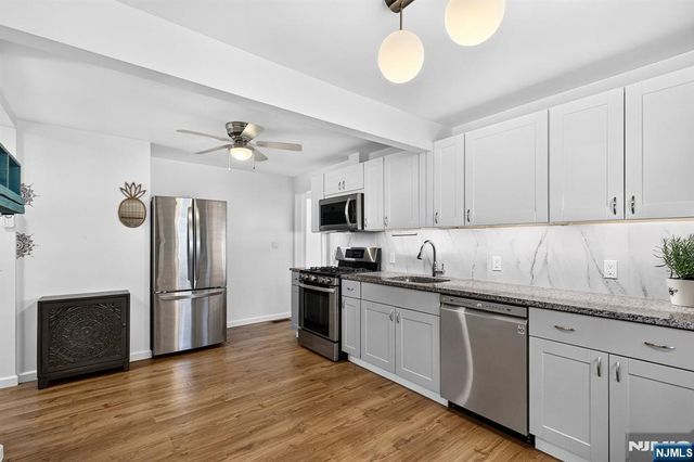36 Park Avenue, Wanaque, NJ 07420