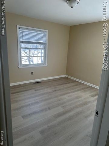 5730 Burnham Road, Bloomfield Hills, MI 48302