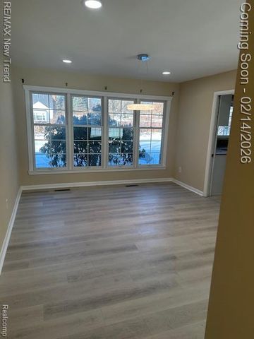 5730 Burnham Road, Bloomfield Hills, MI 48302