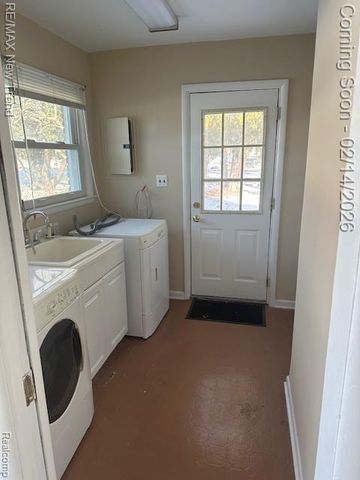 5730 Burnham Road, Bloomfield Hills, MI 48302