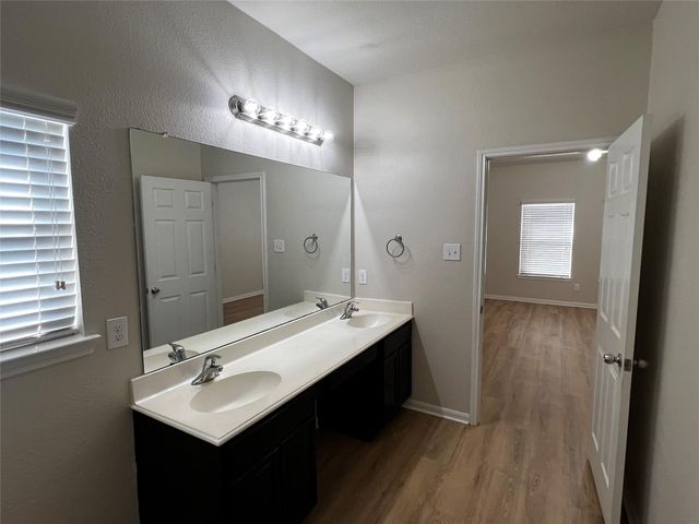10621 Sunflower Drive, Conroe, TX 77318