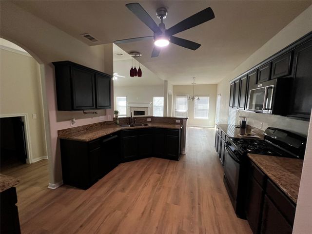 10621 Sunflower Drive, Conroe, TX 77318