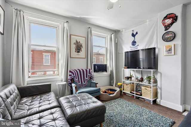 3915 BRANDYWINE ST, Philadelphia, PA 19104