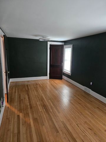 917 Forestdale Road, Royal Oak City, MI 48067