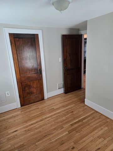 917 Forestdale Road, Royal Oak City, MI 48067