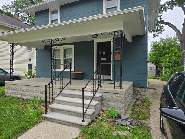 917 Forestdale Road, Royal Oak City, MI 48067