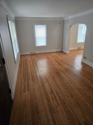 917 Forestdale Road, Royal Oak City, MI 48067
