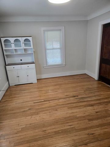 917 Forestdale Road, Royal Oak City, MI 48067