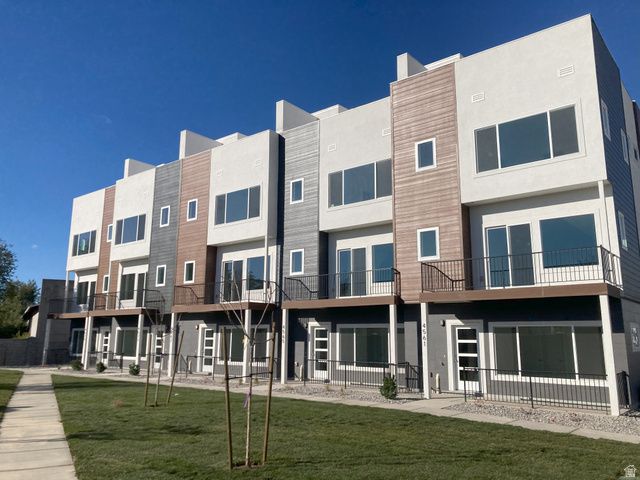 4576 W PLEASANT CT, West Valley City, UT 84120