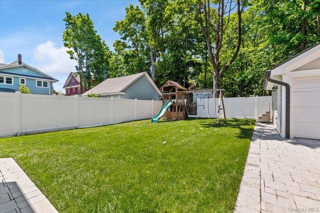 66 Liberty Avenue, Rockville Centre, NY 11570