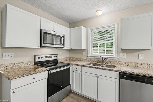 108 Summit Drive, Mocksville, NC 27028