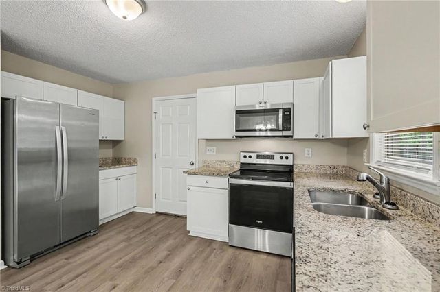 108 Summit Drive, Mocksville, NC 27028