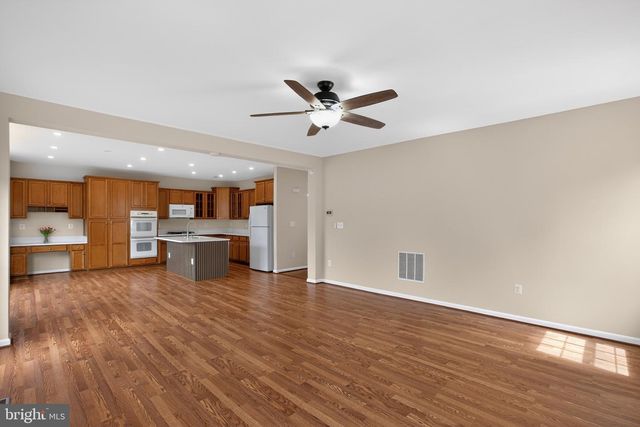 1010 AUSTIN DR, Fredericksburg, VA 22401