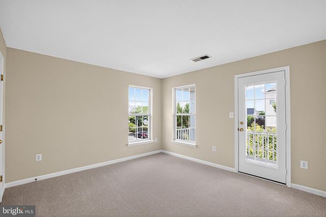 1010 AUSTIN DR, Fredericksburg, VA 22401