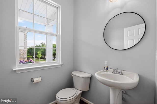 1010 AUSTIN DR, Fredericksburg, VA 22401