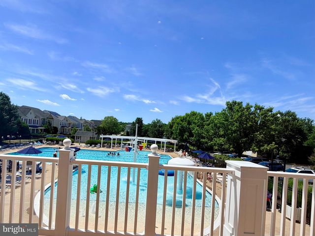 1010 AUSTIN DR, Fredericksburg, VA 22401
