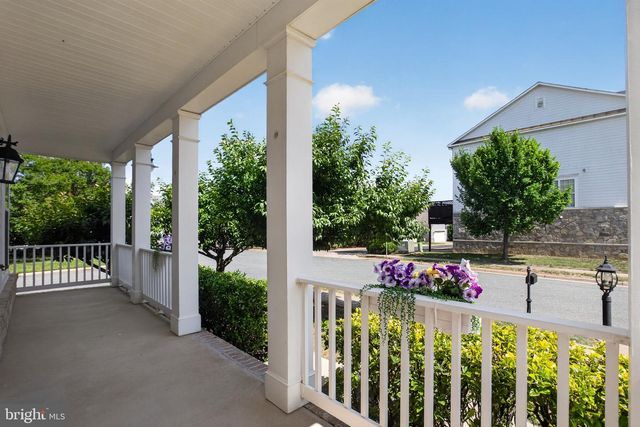 1010 AUSTIN DR, Fredericksburg, VA 22401