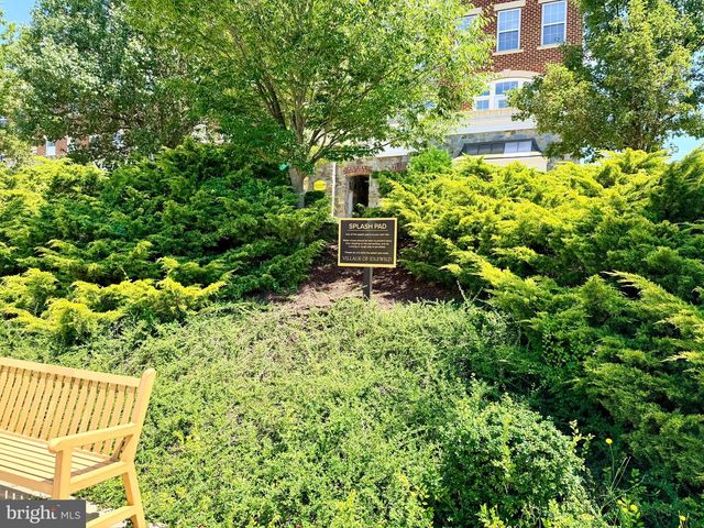 1010 AUSTIN DR, Fredericksburg, VA 22401