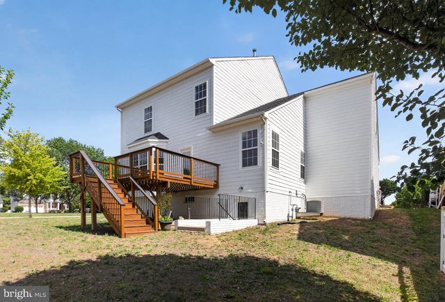 1010 AUSTIN DR, Fredericksburg, VA 22401
